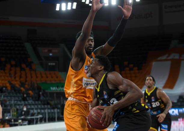 为足坛的重 为足坛的重