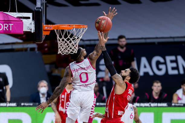 传球失误频 传球失误频