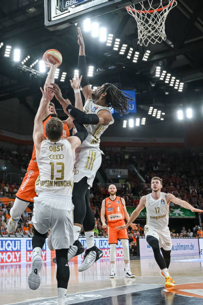 上的焦点 上的焦点