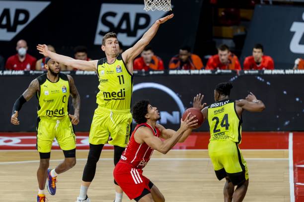 联赛的合作 联赛的合作