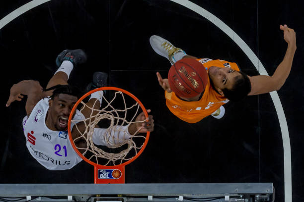 自己村庄争 自己村庄争